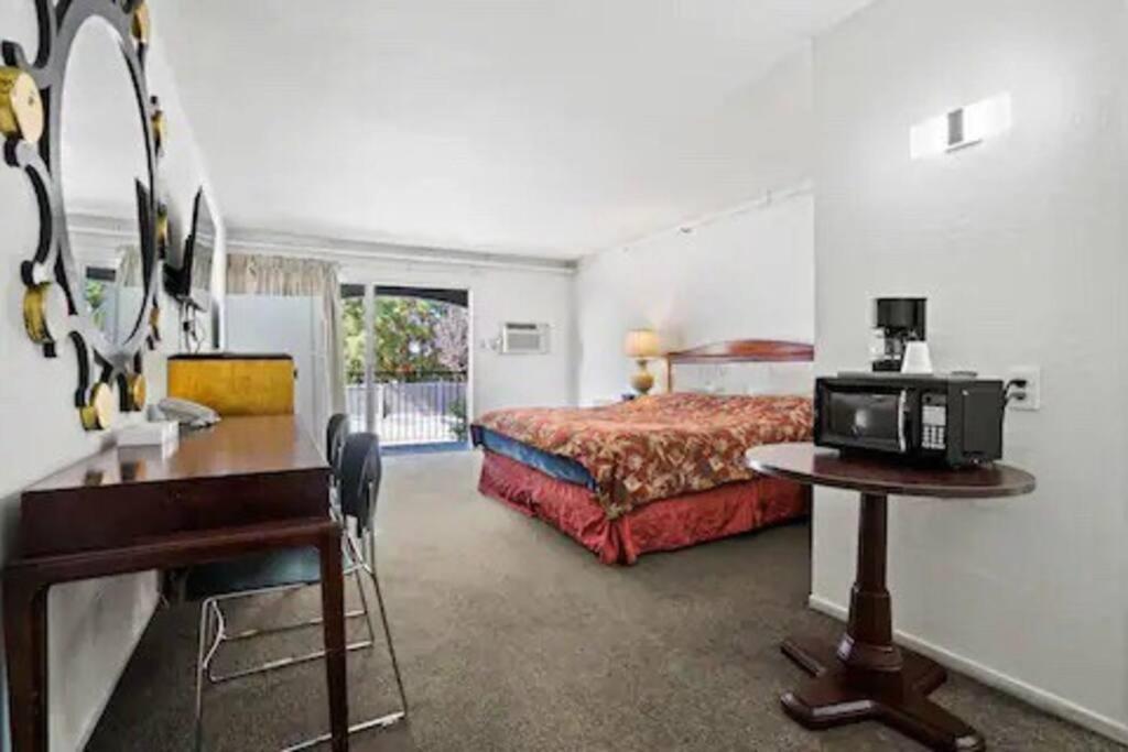 Mission Peak Apartment *